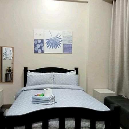 Palm Tree Villas 2 Манила Номер фото