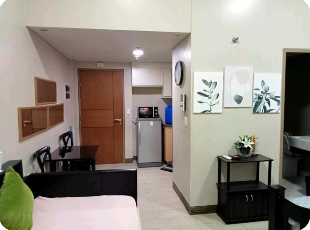 Palm Tree Villas 2 Манила Номер фото